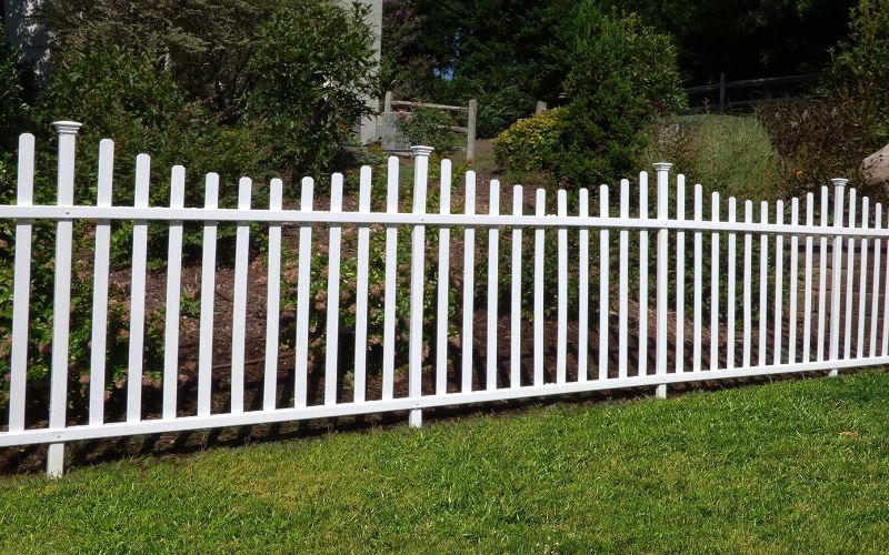 Vinyl Fence In: Can You Paint a Vinyl Fence?