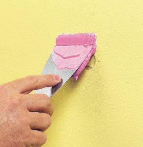 Spackling In Wood Filler Vs Spackle